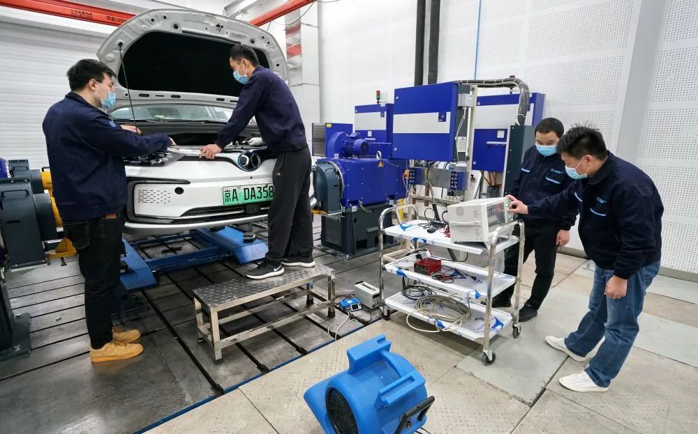 政策組合拳能否給汽車市場“掛擋提速”? 新能源汽車新機遇引人關注 政策組合拳能否給汽車市場“掛擋提速”? 新能源汽車新機遇引人關注