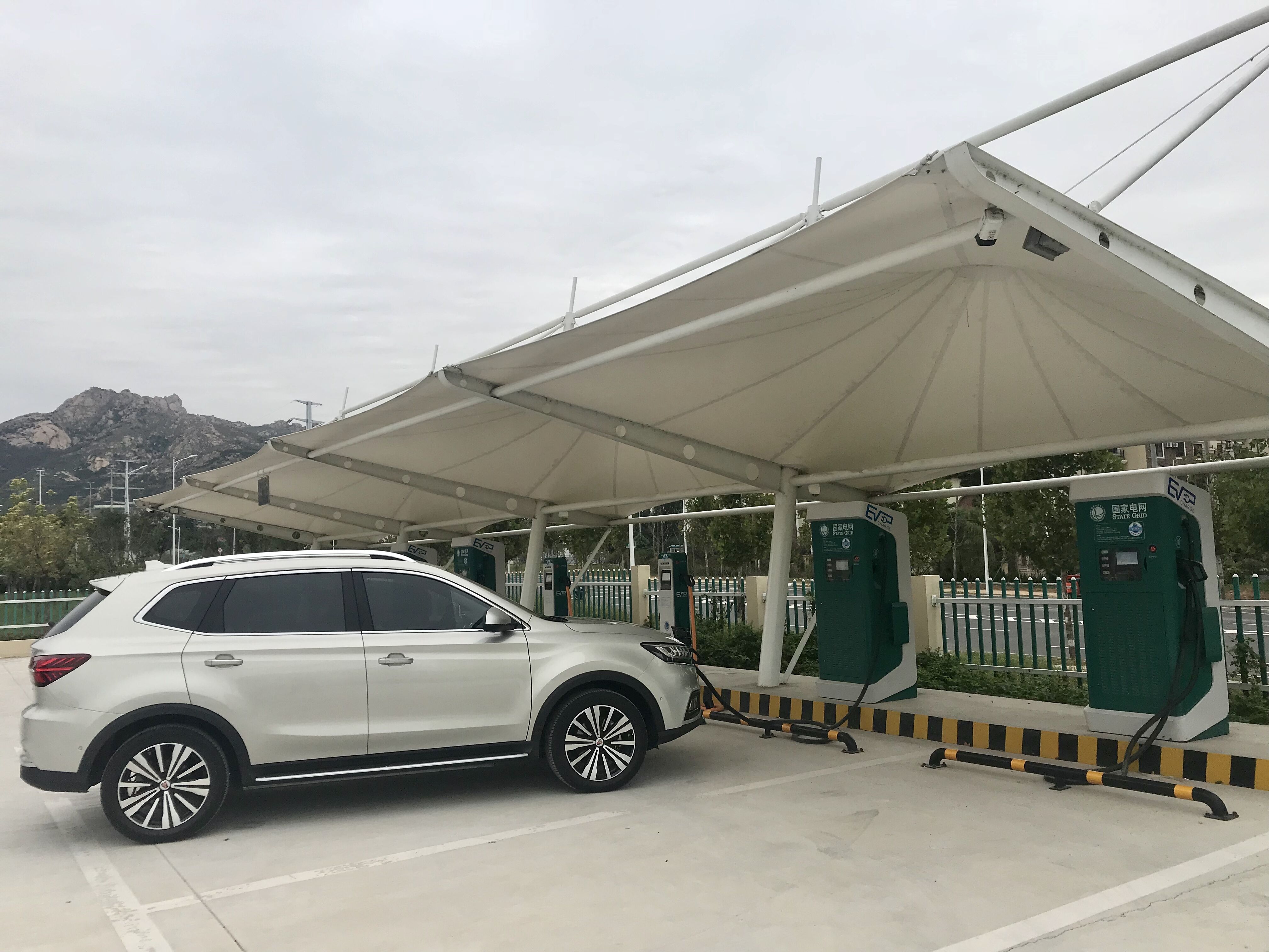 國(guó)家電網(wǎng)充電站