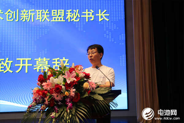 中關(guān)村新型電池技術(shù)創(chuàng)新聯(lián)盟秘書長、電池百人會理事長于清教