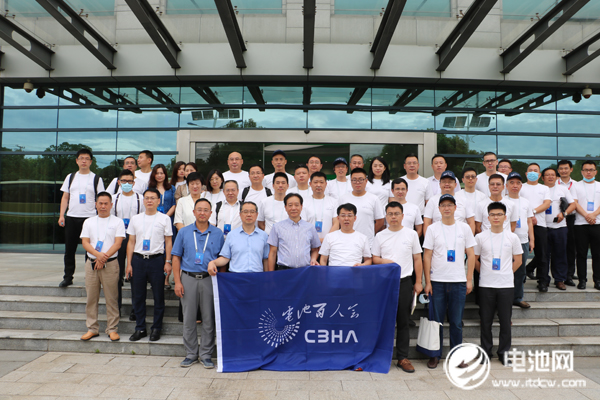 電池百人會企業家一行調研考察天能集團 電池百人會企業家一行調研考察天能集團