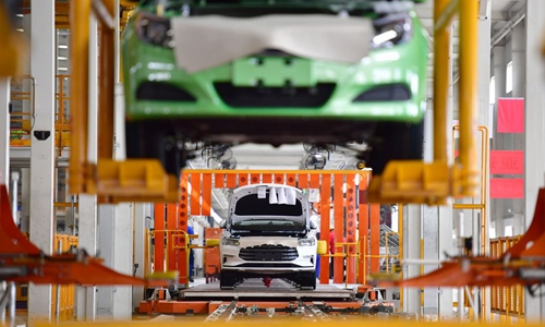 Domestic auto firms ramp up chipset R&D to thwart curbs