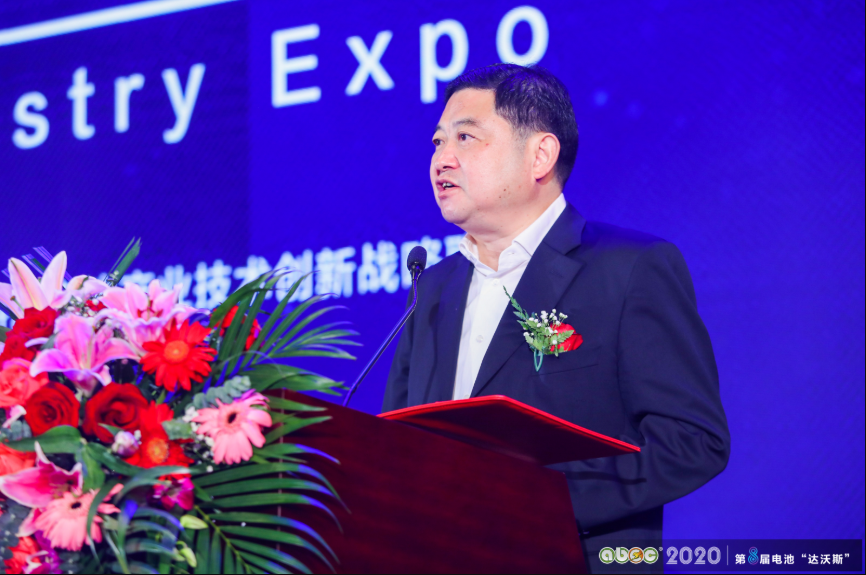 長沙市市委常委、常務副市長夏建平 長沙市市委常委、常務副市長夏建平