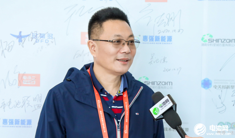 大族激光集團副總裁兼大族云成董事長黃祥虎 大族激光集團副總裁兼大族云成董事長黃祥虎