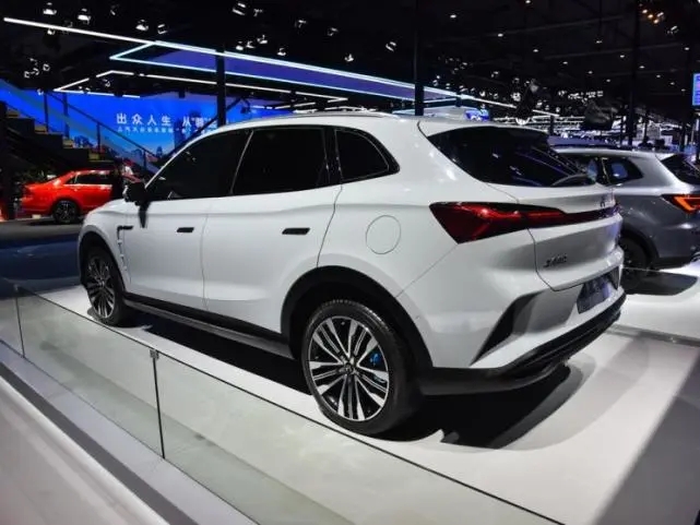 MARVEL R預(yù)售22萬元起 搭載上汽最新5G技術(shù) MARVEL R預(yù)售22萬元起 搭載上汽最新5G技術(shù)