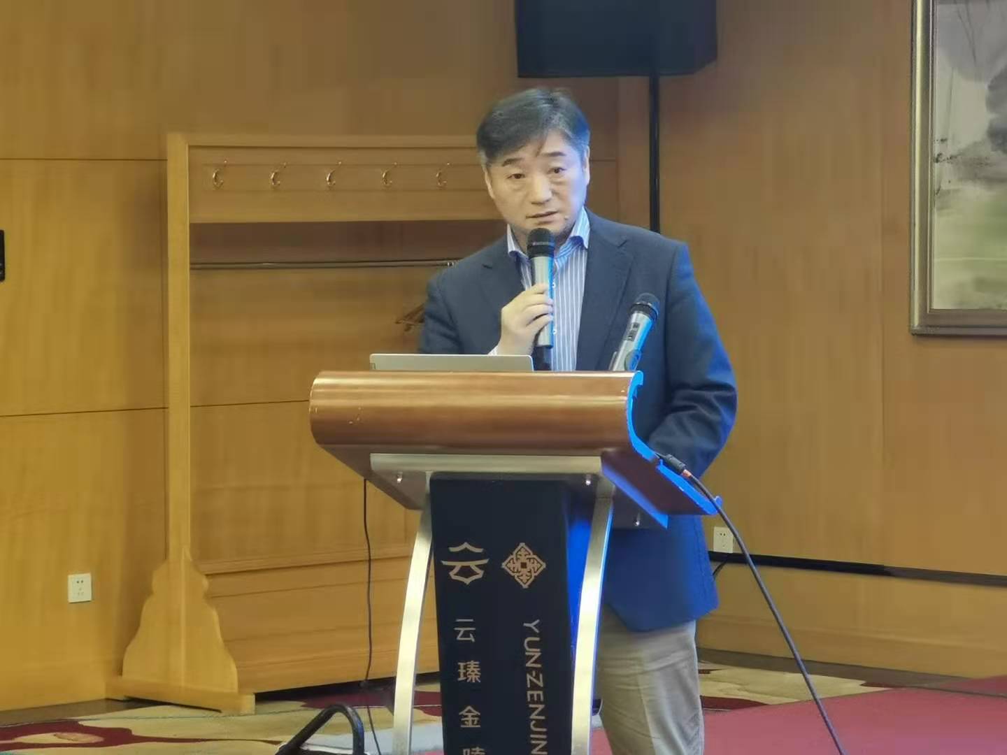 章弘秘書長 章弘秘書長