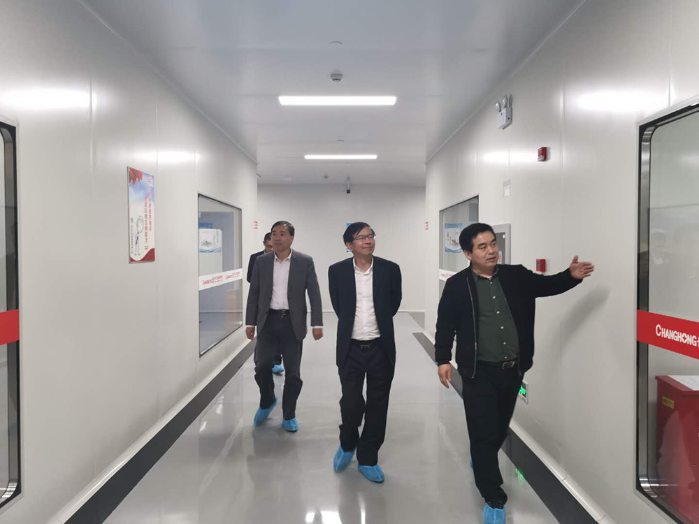 四川長虹電子控股集團有限公司董事長、總經理、黨委書記趙勇視察長虹三杰