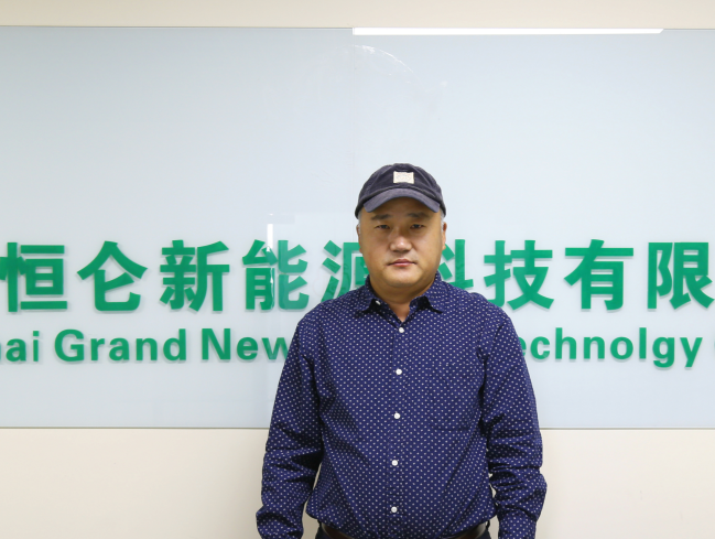 上海恒侖硅材料有限公司 總經理 張學臣