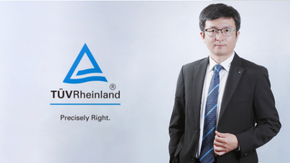 TüV萊茵大中華區(qū)太陽能與商業(yè)產(chǎn)品服務(wù)副總裁夏波 TüV萊茵大中華區(qū)太陽能與商業(yè)產(chǎn)品服務(wù)副總裁夏波