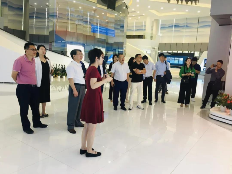 中關村新型電池技術創新聯盟秘書長于清教一行蒞臨東莞水鄉考察 中關村新型電池技術創新聯盟秘書長于清教一行蒞臨東莞水鄉考察