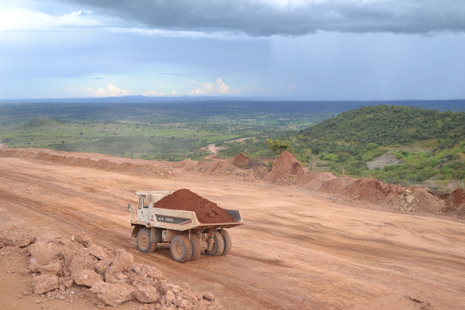 鵬欣資源官網圖片