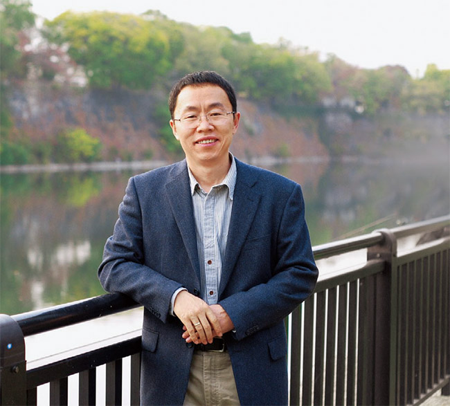 中國科學院物理所研究員 李泓