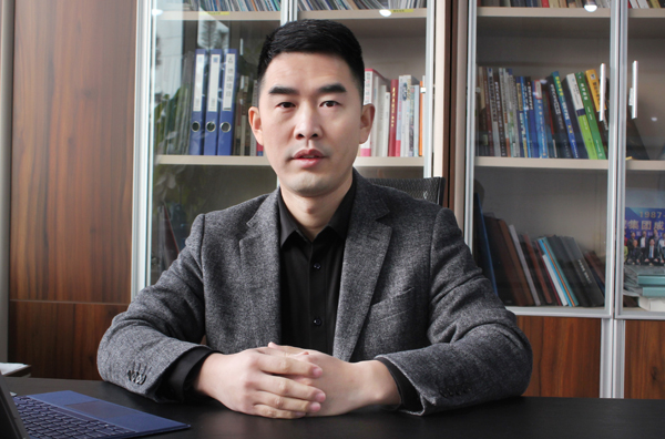 山東奧冠新能源科技有限公司 總經(jīng)理 李健君