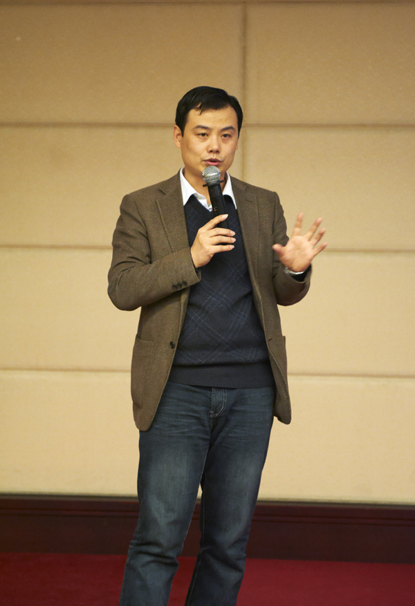 飛毛腿電池有限公司 總經(jīng)理 張皓 飛毛腿電池有限公司 總經(jīng)理 張皓