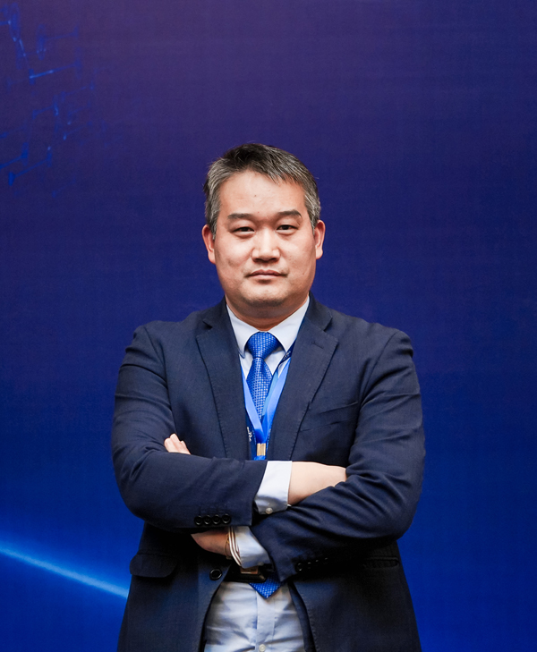 博睿斯重工股份有限公司 執行董事/總經理 黃騰 博睿斯重工股份有限公司 執行董事/總經理 黃騰