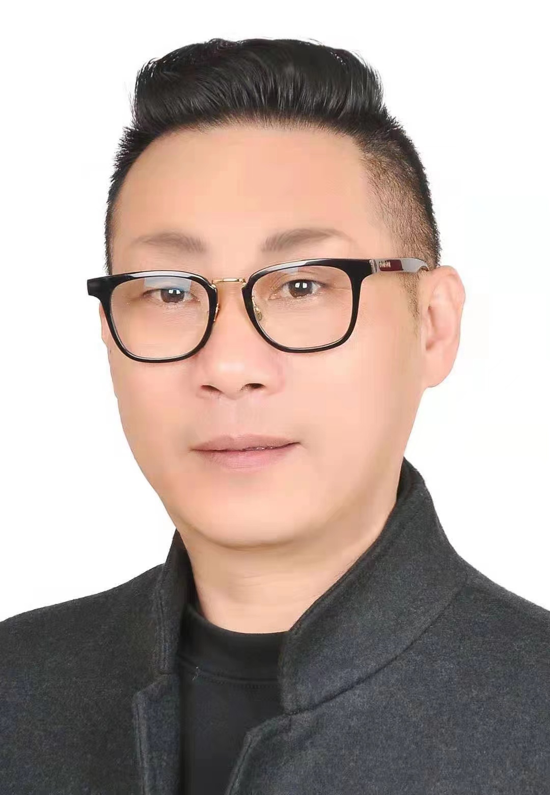 四川萬邦勝輝新能源科技有限公司 總經理 周君 四川萬邦勝輝新能源科技有限公司 總經理 周君