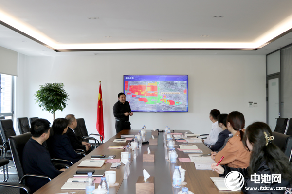 東營市墾利區區委常委/副區長張素霞一行到訪海融網山東總部 東營市墾利區區委常委/副區長張素霞一行到訪海融網山東總部