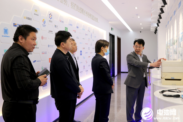 東營市墾利區區委常委/副區長張素霞一行到訪海融網山東總部 東營市墾利區區委常委/副區長張素霞一行到訪海融網山東總部