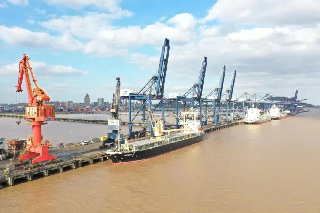 華友鈷業(yè):首批10000噸進(jìn)口鎳原料抵達(dá)浙江省嘉興港