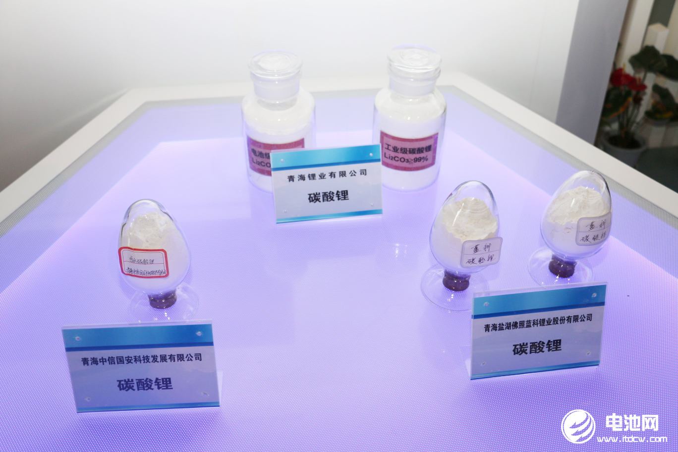 下游觀望情緒較重 正極材料及上游鋰鹽鈷鹽價(jià)格延續(xù)跌勢(shì)