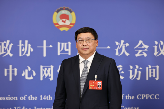 全國政協委員，中國誠通控股集團有限公司黨委書記、董事長朱碧新