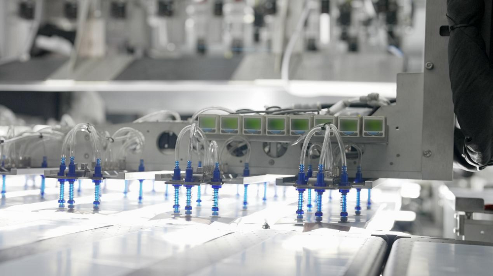 新能源汽車價(jià)格戰(zhàn)打響 蜂巢能源以創(chuàng)新實(shí)力彰顯優(yōu)勢(shì) 新能源汽車價(jià)格戰(zhàn)打響 蜂巢能源以創(chuàng)新實(shí)力彰顯優(yōu)勢(shì)