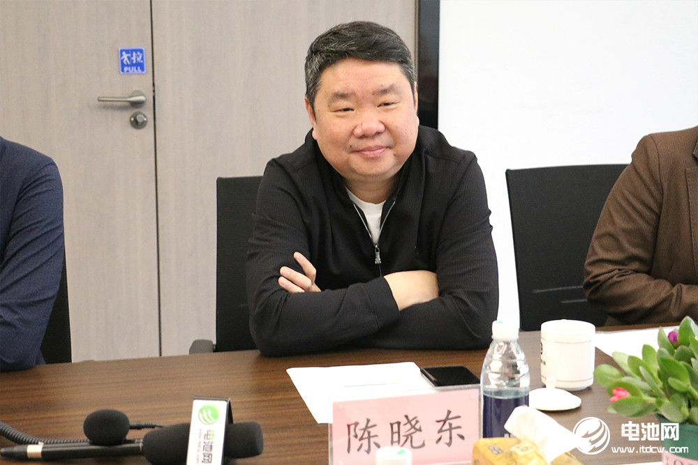 中國電池新能源產業鏈調研團一行參觀考察鑫鉑瑞