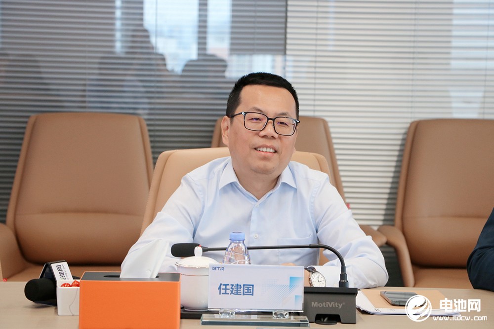 中國(guó)電池新能源產(chǎn)業(yè)鏈調(diào)研團(tuán)一行到訪(fǎng)貝特瑞 中國(guó)電池新能源產(chǎn)業(yè)鏈調(diào)研團(tuán)一行到訪(fǎng)貝特瑞