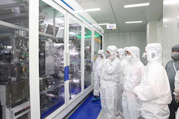 探秘鹽城飛疊短刀基地 解鎖蜂巢能源PHEV市場(chǎng)爆發(fā)密碼 探秘鹽城飛疊短刀基地 解鎖蜂巢能源PHEV市場(chǎng)爆發(fā)密碼