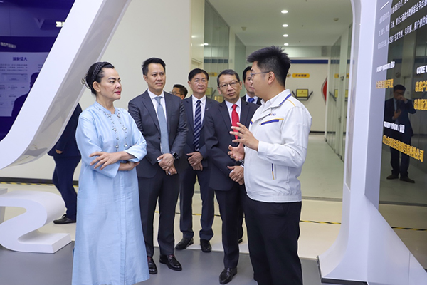 國際能源巨頭萬浦集團(tuán)投資入股 蜂巢能源加速拓展海外市場 國際能源巨頭萬浦集團(tuán)投資入股 蜂巢能源加速拓展海外市場