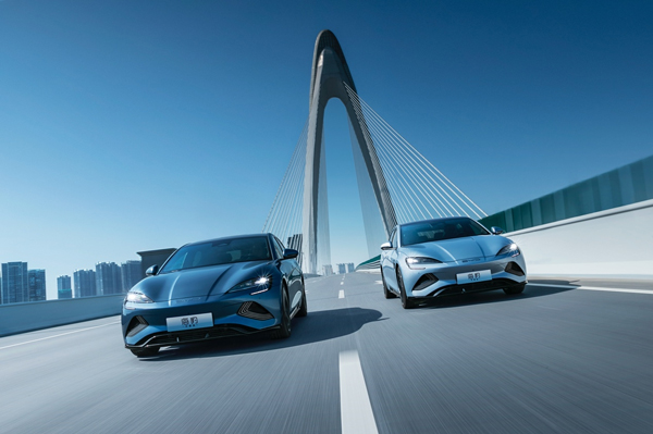 純電續航700km,比亞迪這個榮耀版車型真的被低估了! 純電續航700km,比亞迪這個榮耀版車型真的被低估了!