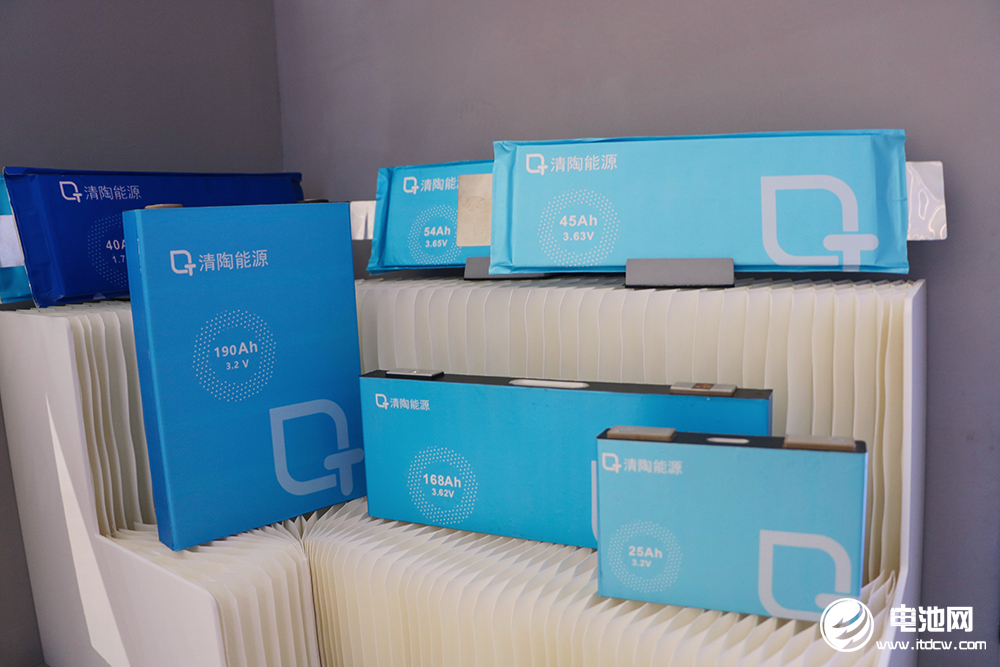 中國電池新能源產(chǎn)業(yè)鏈調(diào)研團(tuán)一行參觀考察清陶能源 中國電池新能源產(chǎn)業(yè)鏈調(diào)研團(tuán)一行參觀考察清陶能源