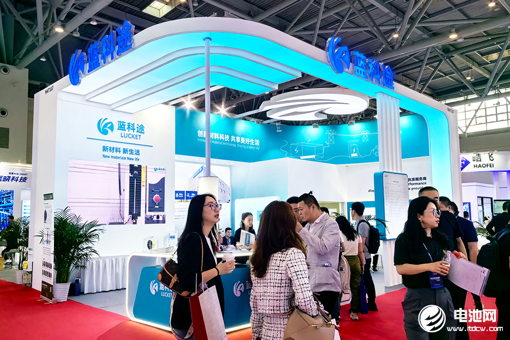 國產(chǎn)化設(shè)備助推隔膜產(chǎn)業(yè)升級 藍科途技術(shù)革新破新局