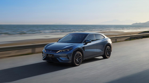 獵裝市場太卷了！增配不加價！2025款宋L EV 18.98萬元起