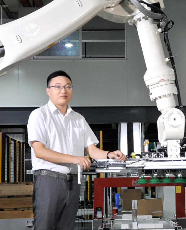 易事特集團(tuán)股份有限公司 董事長(zhǎng) 何佳