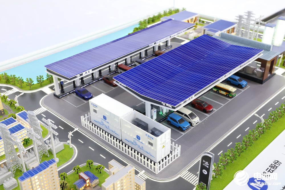 中國電池新能源產業鏈調研采訪團一行參觀考察星云股份