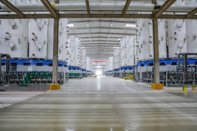 總投資超70億！中國鹽湖年產4萬噸基礎鋰鹽一體化項目試產