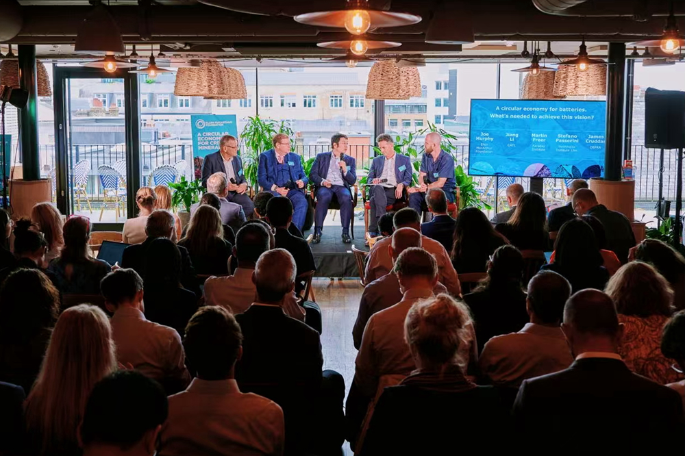 “正規(guī)軍”反攻黑作坊！“全球能源循環(huán)計(jì)劃”洗牌電池回收舊格局