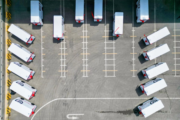 順豐一年內(nèi)三次加注！無(wú)人車(chē)公司白犀牛完成B+輪融資