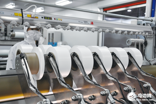 【隔膜周報(bào)】上半年全球動(dòng)力電池隔膜裝載量達(dá)76.9億㎡！多家隔膜上市公司業(yè)績披露