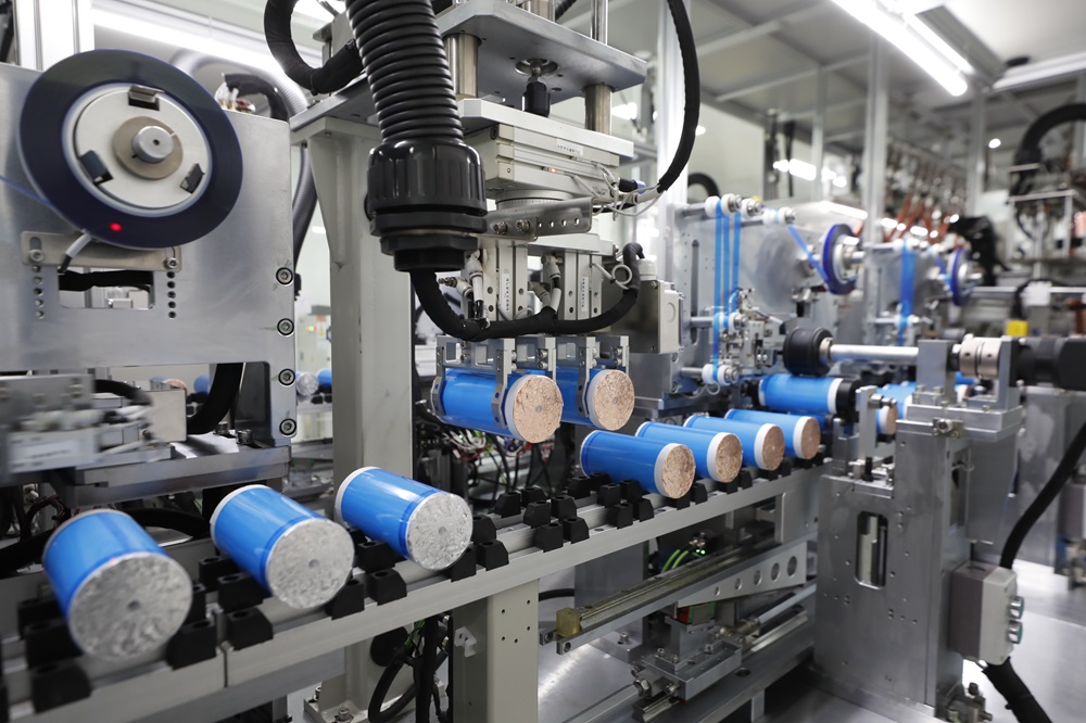 多氟多預(yù)計(jì)2026年電池出貨超30GWh 儲(chǔ)能業(yè)務(wù)占比提升至50%以上