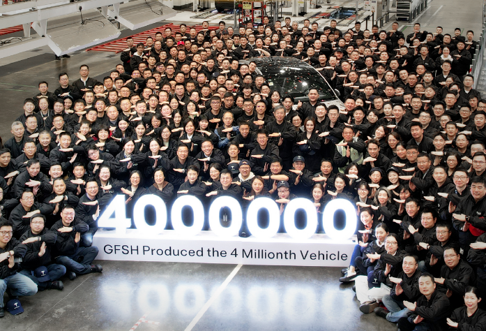 第400萬輛整車下線！上海超級工廠已為特斯拉貢獻(xiàn)近半數(shù)交付量